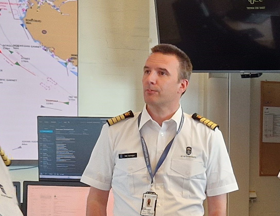 Sjøtrafikksentralsjef Ståle Sveinungsen. Arkivfoto: Kystverket.