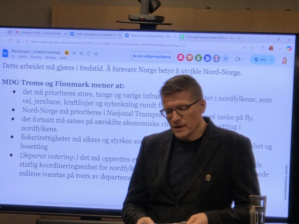 Ørjan Jensen var styreleder i Destinasjon Vardø da selskapet konkurrerte mot samboer Clara Lorcas selskap om driften av turistinformasjonen. Samtidig satt han i Vardø bystyre og var nestleder i styret i Vardø havn KF. Arkivfoto: Jan S. Krogh.