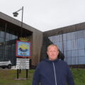 Ordfører Tor-Erik Labahå går ikke med på at Vardø kommune gravde for dypt i Kristian 4.s gate. Arkivfoto: Jan S. Krogh.