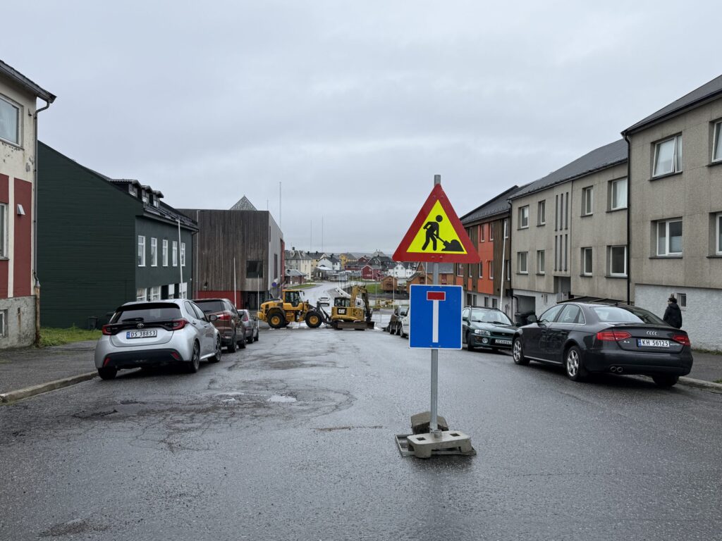 Det var gravingsarbeid i Kirkegata i helga. Alle foto: Anastasiia Frolova.