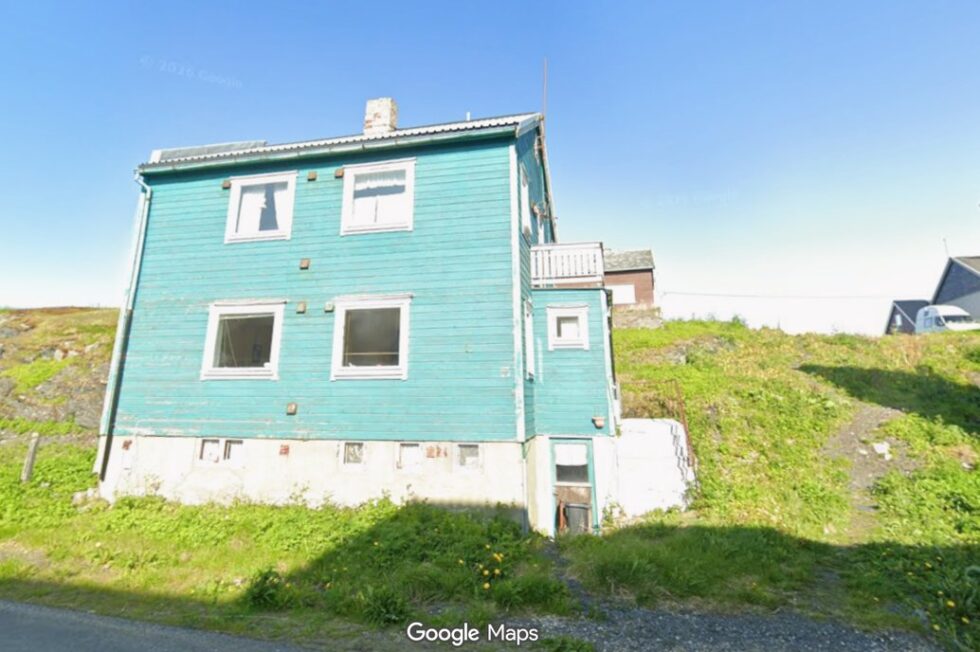 Søndre Berggate 13 i Vardø. Foto: Google Maps.