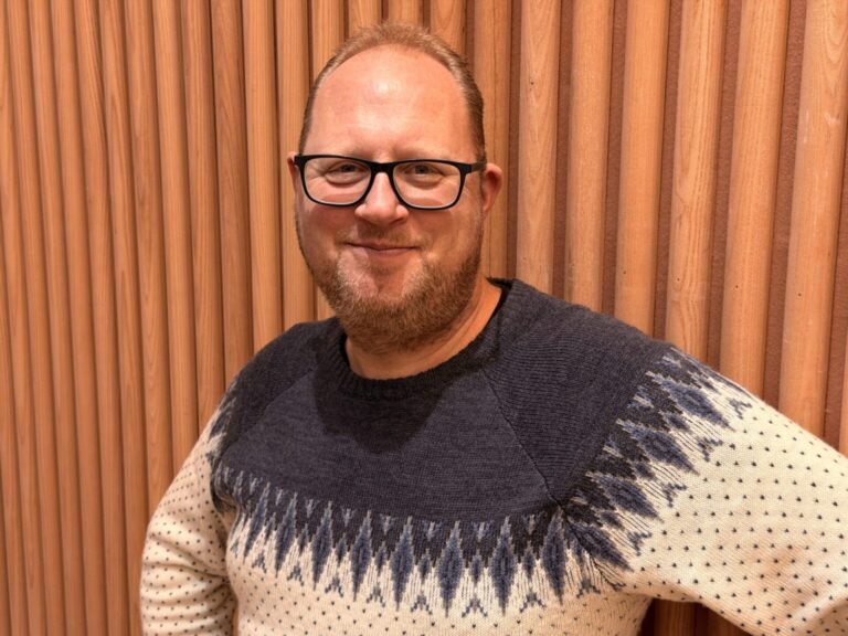 Tomas Bruvik er generalsekretær i Landslaget for lokalaviser. Foto: LLA.