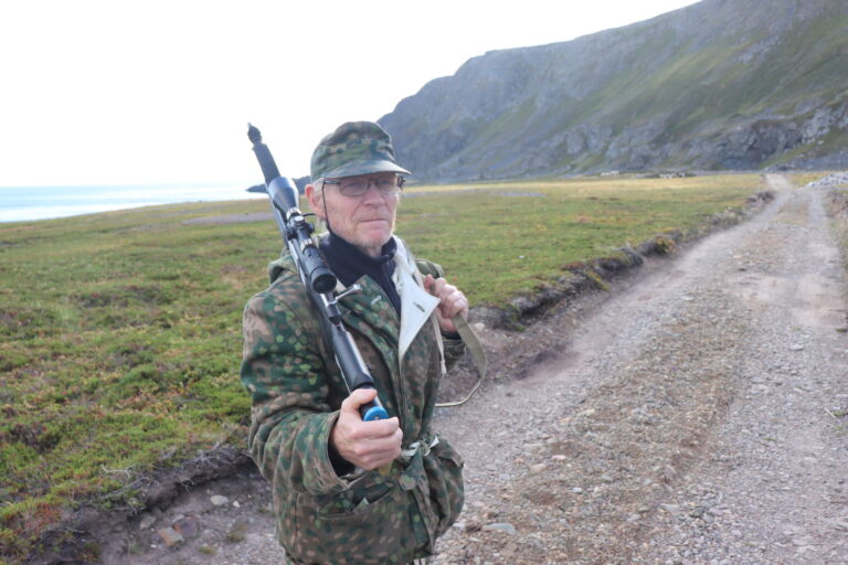 Stig Næss leder med hele 539 poeng etter fire tellende runder. Begge foto: Jan S. Krogh.